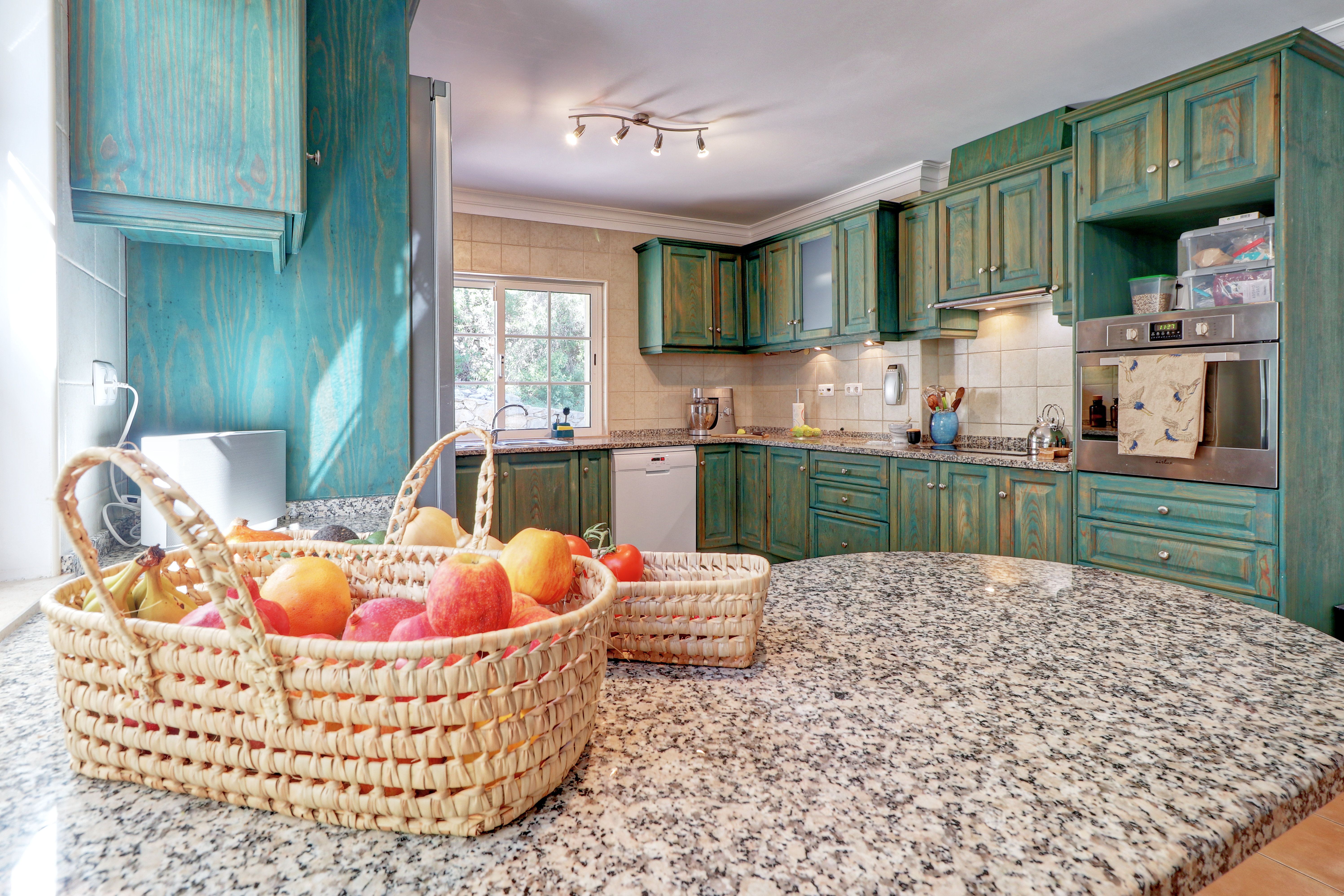 Russell-Decoz Real Estate - Algarve - Portugal