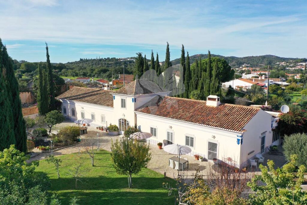 Les 7 éléments clés d&rsquo;une vente immobilière réussie à Moncarapacho et Tavira
