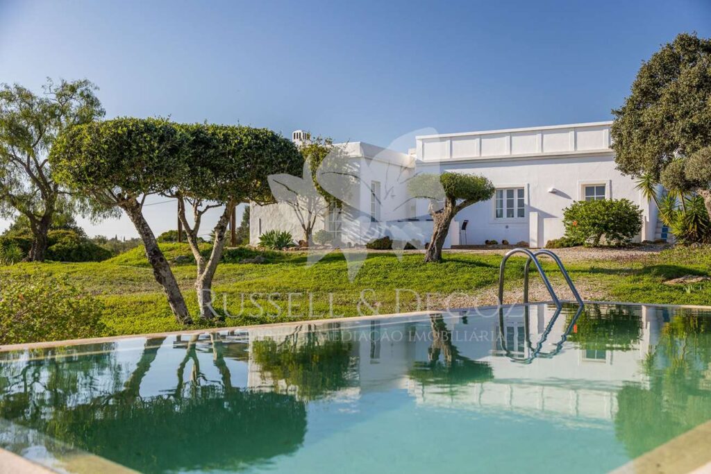 Constituer un patrimoine grâce à la valeur nette immobilière à Moncarapacho, au Portugal